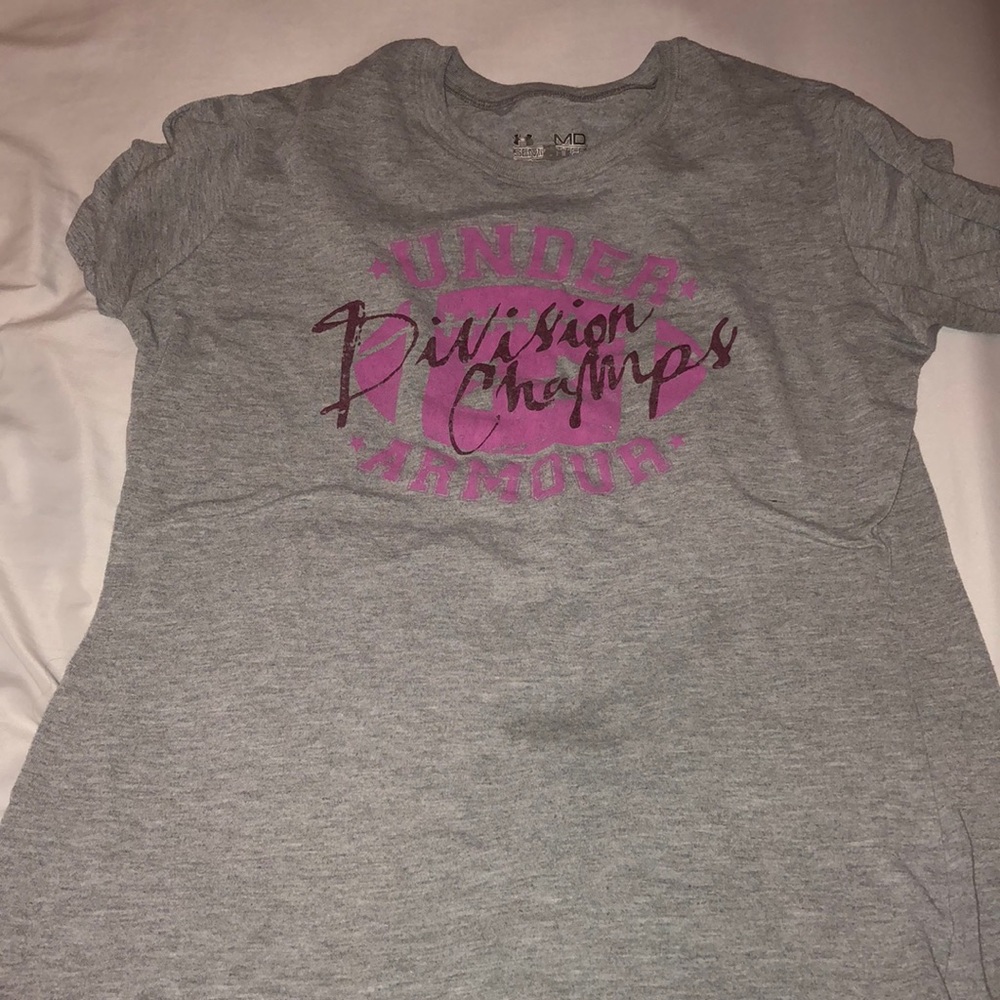 Grey UA women’s t-shirt